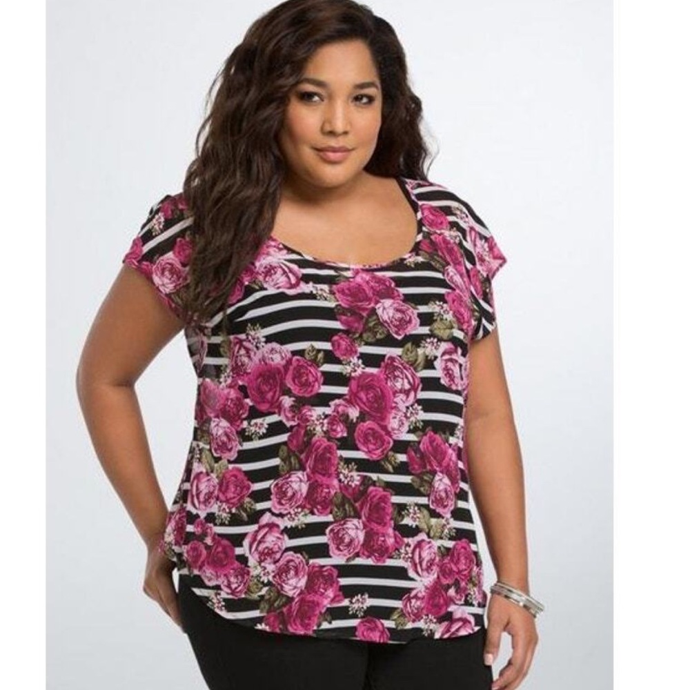 NWOT Torrid Rose Print Blouse size 3